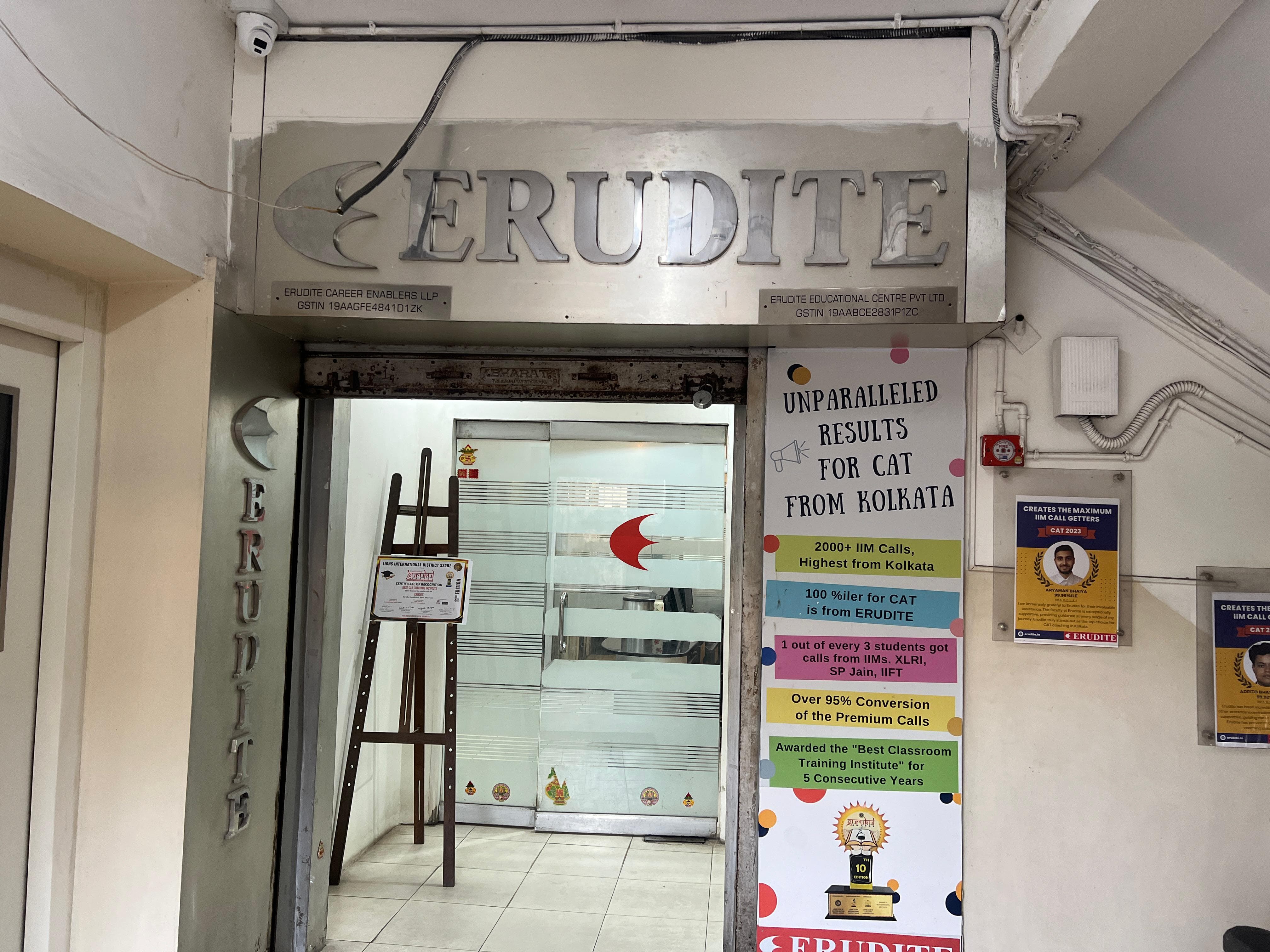 Erudite Erudite Building and entrance photo 2